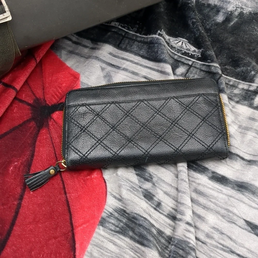 Antonio Melani leather wallet